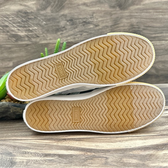 NEW Toms Clemente Slip On Canvas Sneaker Majolica Blue Japanese Floral Print 8 - Picture 9 of 11